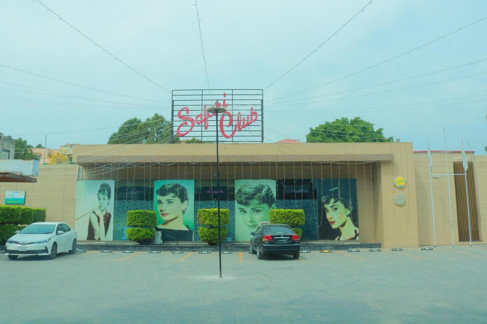 Safari Club 1 Hotel Rawalpindi Buitenkant foto