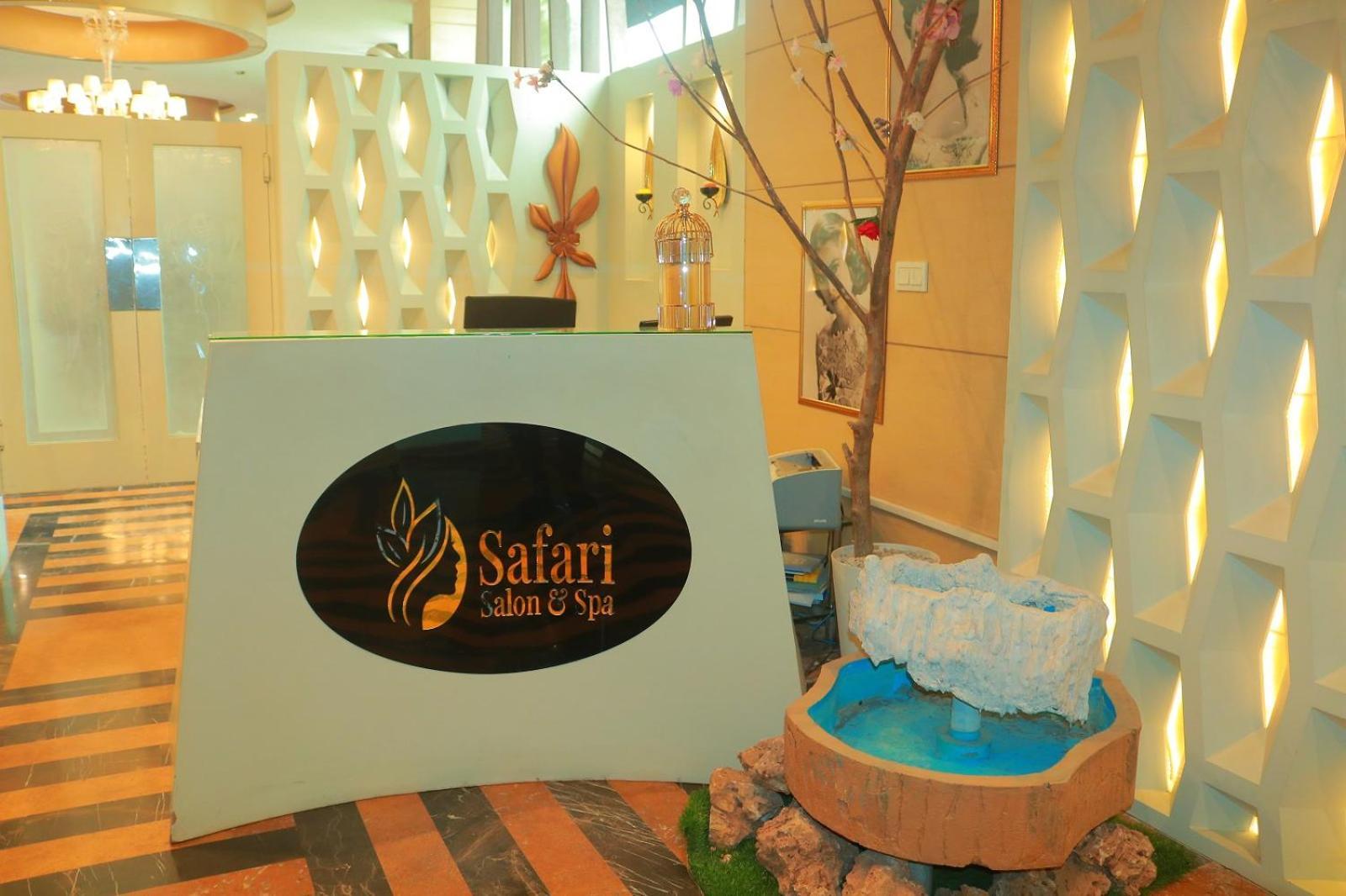 Safari Club 1 Hotel Rawalpindi Buitenkant foto