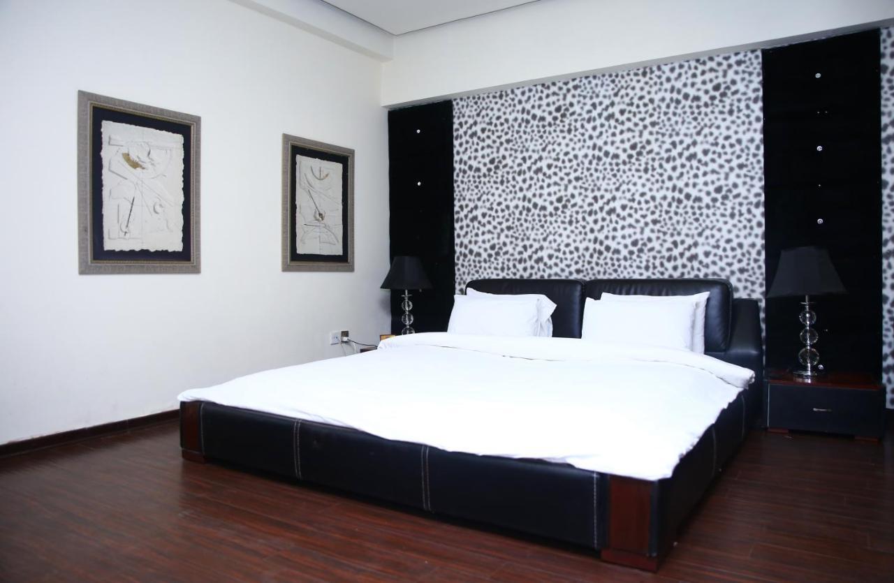 Safari Club 1 Hotel Rawalpindi Buitenkant foto